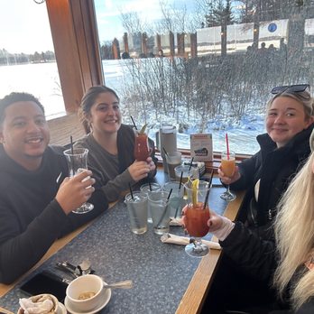 Burke's Waterfront Restaurant - Breakfast & Brunch Near Me - Cadillac, Michigan