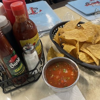 La Isla - Omaha - Chips and salsa - Seafood Near Me - Omaha, Nebraska