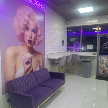 Violet's Ice Cream Boutique - Inside - Ice Cream & Frozen Yogurt Near Me - Orlando, Florida Violet's Ice Cream Boutique - Inside - Ice Cream & Frozen Yogurt Near Me - Orlando, Florida