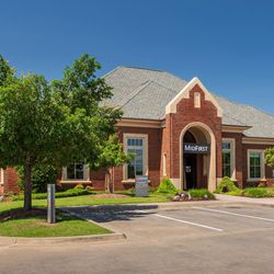 MidFirst Bank - Exterior of MidFirst Bank located on 5801 NW 39th St in Warr Acres, OK.