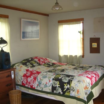 Gayhead Realty - Barn bedroom 1st floor - Real Estate Agents Near Me - Aquinnah, Massachusetts
