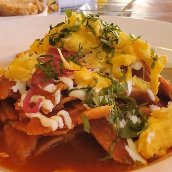 PapaCharly - Sunday Brunch Chilaquiles Rojo - Italian Near Me - Playa del Carmen, ROO PapaCharly - Sunday Brunch Chilaquiles Rojo - Italian Near Me - Playa del Carmen, ROO