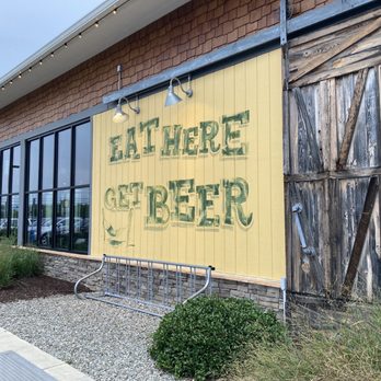 Crooked Hammock Brewery - Outdoor sign at Crooked Hammock - New American Near Me - Lewes, Delaware Crooked Hammock Brewery - Outdoor sign at Crooked Hammock - New American Near Me - Lewes, Delaware