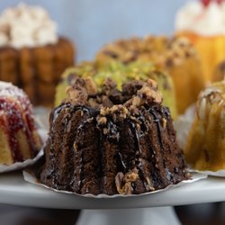 Boozee Bundts - Boozee Bundts | Liquor Infused Bundt Cakes