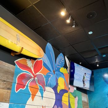 Coco Shrimp - Plano - Colorful Artwork on Walls - Seafood Near Me - Plano, Texas