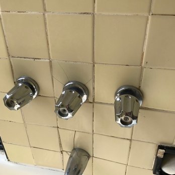 ASAP Solutions - Cracks in the shower wall - Plumbing Near Me - New York, New York