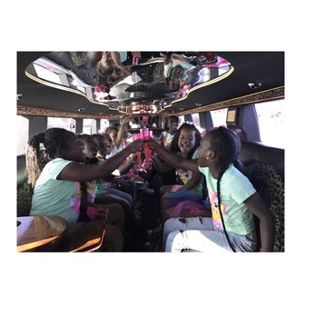 Pink HummerLimo - Limos Near Me - Miami Beach, Florida