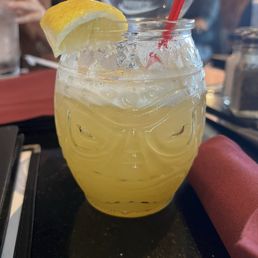 Passion fruit pineapple sparkler (mocktail) Passion fruit pineapple sparkler (mocktail)