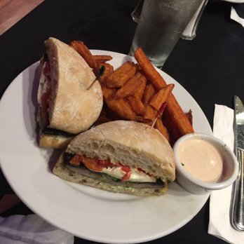 The Club Car - Portobello sandwich with sweet potato fries - New American Near Me - Auburn, California