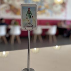 Dulce Canela - Dulce & Canela table service
