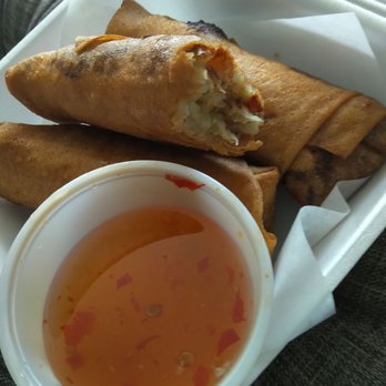 Hot-N-Spicy - Crispy Chicken Egg Roll with sweet chili sauce - Laotian Near Me - Madison, Wisconsin
