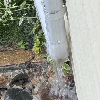 Gutter Gurus - Improperly installed downspout - Gutter Services Near Me Gutter Gurus - Improperly installed downspout - Gutter Services Near Me