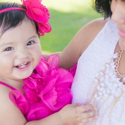 Anthill Photography - Melanie enjoying some time with Mom!