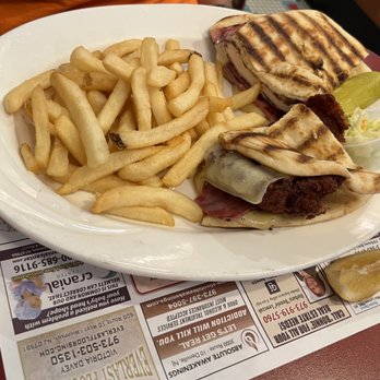 Morristown Diner - Diners Near Me - Morristown, New Jersey