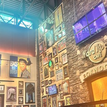 Hard Rock Cafe - Decorations - American Near Me - Ledyard, Connecticut Hard Rock Cafe - Decorations - American Near Me - Ledyard, Connecticut