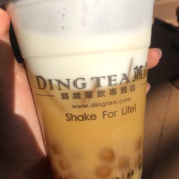 Ding Tea - Cream Green Tea w/ Golden Boba ($3.75) also don't forget to shake it like I did :-') - Coffee & Tea Near Me - San Diego, California