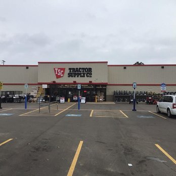 Tractor Supply - Department Stores Near Me - Mount Pleasant, Texas