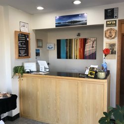 Wheels Motel - Our front desk