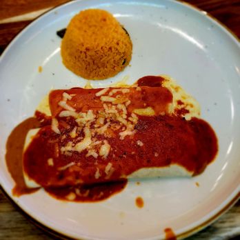 Aguacates Mexican Cantina - Aguacates Mexican Cantina Vegetarian Special - Mexican Near Me - Buffalo, New York Aguacates Mexican Cantina - Aguacates Mexican Cantina Vegetarian Special - Mexican Near Me - Buffalo, New York