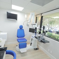 Advanced Eye Surgeons