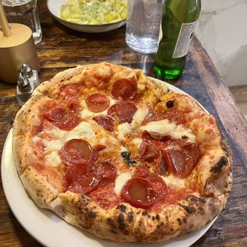Pizza Secret - Pepperoni pizza - Pizza Near Me - Brooklyn, New York Pizza Secret - Pepperoni pizza - Pizza Near Me - Brooklyn, New York