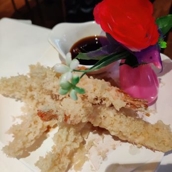 Makimono - Shrimp tempura - Sushi Bars Near Me - Toronto, Ontario