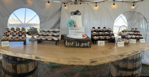 Broadway Bakery by null