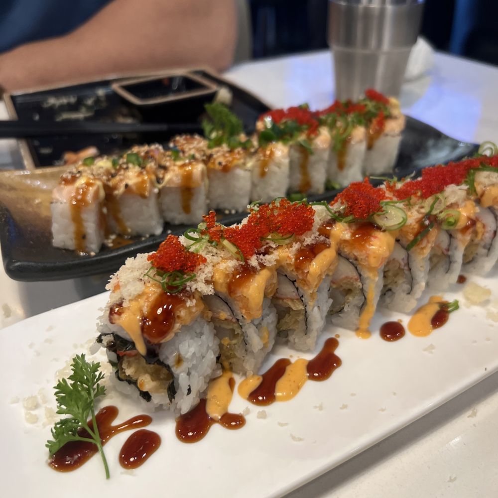 Kungfu Sushi - Sushi Bars Near Me - North York, Ontario