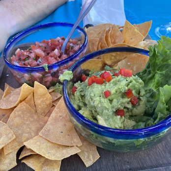 The Office On The Beach - Guac and chips: standard, 3 stars - Beach Bars Near Me - Los Cabos, BCS The Office On The Beach - Guac and chips: standard, 3 stars - Beach Bars Near Me - Los Cabos, BCS