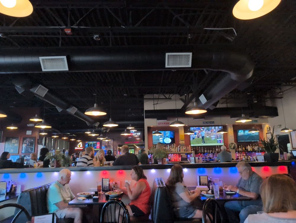 Parkway Bar & Grill
