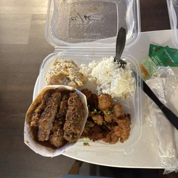 Saimin Says - Garlic chicken & Katsu cutlet combo - Hawaiian Near Me - Renton, Washington Saimin Says - Garlic chicken & Katsu cutlet combo - Hawaiian Near Me - Renton, Washington