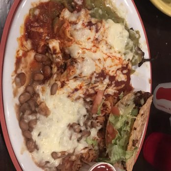 Tomasita's Albuquerque - Atrisco plate- taco, relleno, enchilada, beans and rice - New Mexican Cuisine Near Me - Albuquerque, New Mexico Tomasita's Albuquerque - Atrisco plate- taco, relleno, enchilada, beans and rice - New Mexican Cuisine Near Me - Albuquerque, New Mexico