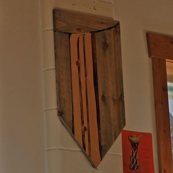 Silver Falls Brewery - It took a while to realize that this nice wooden decoration was their logo. - Breweries Near Me - Silverton, Oregon Silver Falls Brewery - It took a while to realize that this nice wooden decoration was their logo. - Breweries Near Me - Silverton, Oregon