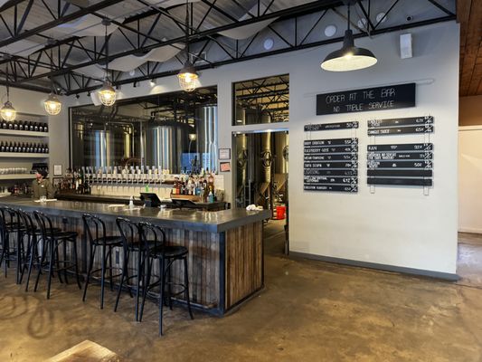 Woodstock Brewing by null