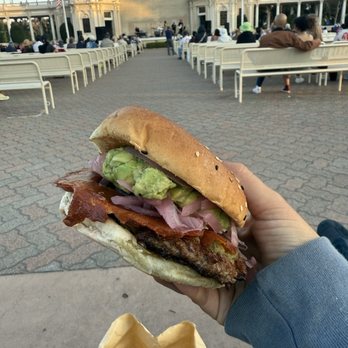 Burger Lounge - Burgers Near Me - San Diego, California Burger Lounge - Burgers Near Me - San Diego, California