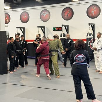 Warrior Martial Arts - Shun Shifu Smith teaching street application of the technique. - Martial Arts Near Me - Elk Grove, California Warrior Martial Arts - Shun Shifu Smith teaching street application of the technique. - Martial Arts Near Me - Elk Grove, California