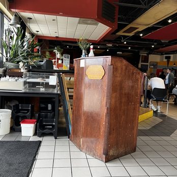 Cafe Berlin - Inside - Breakfast & Brunch Near Me - Columbia, Missouri