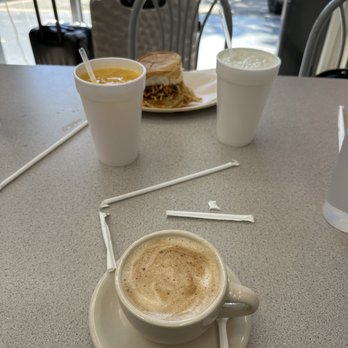 El Rey De Las Fritas - Cafe con leche, limonada, mango juice, frita dulce - Cuban Near Me - Miami, Florida