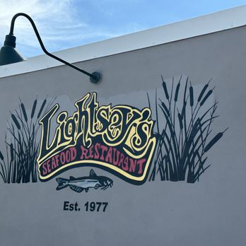 Lightsey’s Seafood Restaurant - Same Florida family have been cooking great food since 1977. - Seafood Near Me - Jensen Beach, Florida Lightsey’s Seafood Restaurant - Same Florida family have been cooking great food since 1977. - Seafood Near Me - Jensen Beach, Florida
