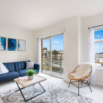 London House Staging and Design - Home Staging Near Me