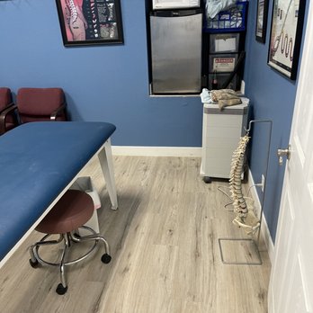 Hardwood Experts - Beautiful Luxury Vinyl Plank Flooring - Flooring Near Me - Los Angeles, California Hardwood Experts - Beautiful Luxury Vinyl Plank Flooring - Flooring Near Me - Los Angeles, California