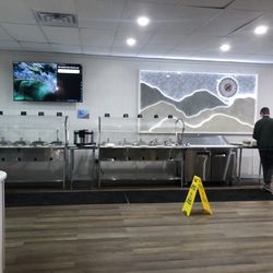 Hannah's Bar & Grill - Buffet. Lots of vegetarian options!