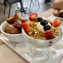 The Leisure Club - Fresh Berry Parfait