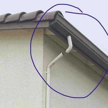 LLuvias Rain Gutters - Before repair - Gutter Services Near Me - Sacramento, California LLuvias Rain Gutters - Before repair - Gutter Services Near Me - Sacramento, California