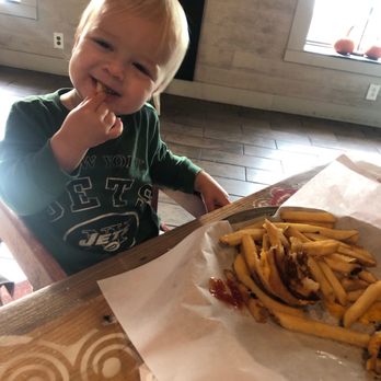 The Spicy Green Bean - A happy tot - New American Near Me - Glastonbury, Connecticut The Spicy Green Bean - A happy tot - New American Near Me - Glastonbury, Connecticut