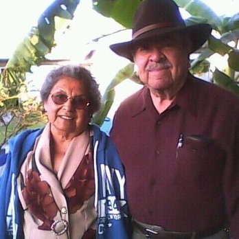 Los Tres Cochinitos - A satisfied couple after lunch at Tres Cochinitos - Mexican Near Me - Wilmington, California Los Tres Cochinitos - A satisfied couple after lunch at Tres Cochinitos - Mexican Near Me - Wilmington, California