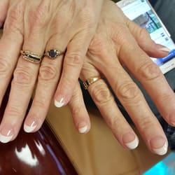 Mini's Nails & Spa
