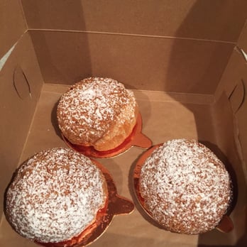 Bibble & Sip - Earl grey cream puffs - Coffee & Tea Near Me - New York, New York Bibble & Sip - Earl grey cream puffs - Coffee & Tea Near Me - New York, New York