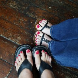 Round vs square nails. Look good Round vs square nails. Look good