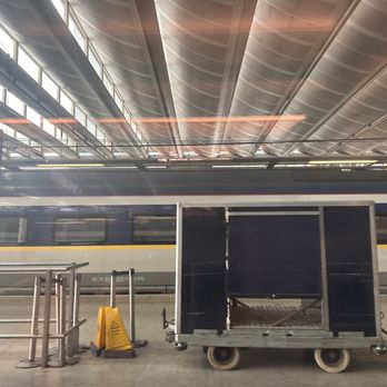 Eurostar International - Transportation Near Me - London, XGL